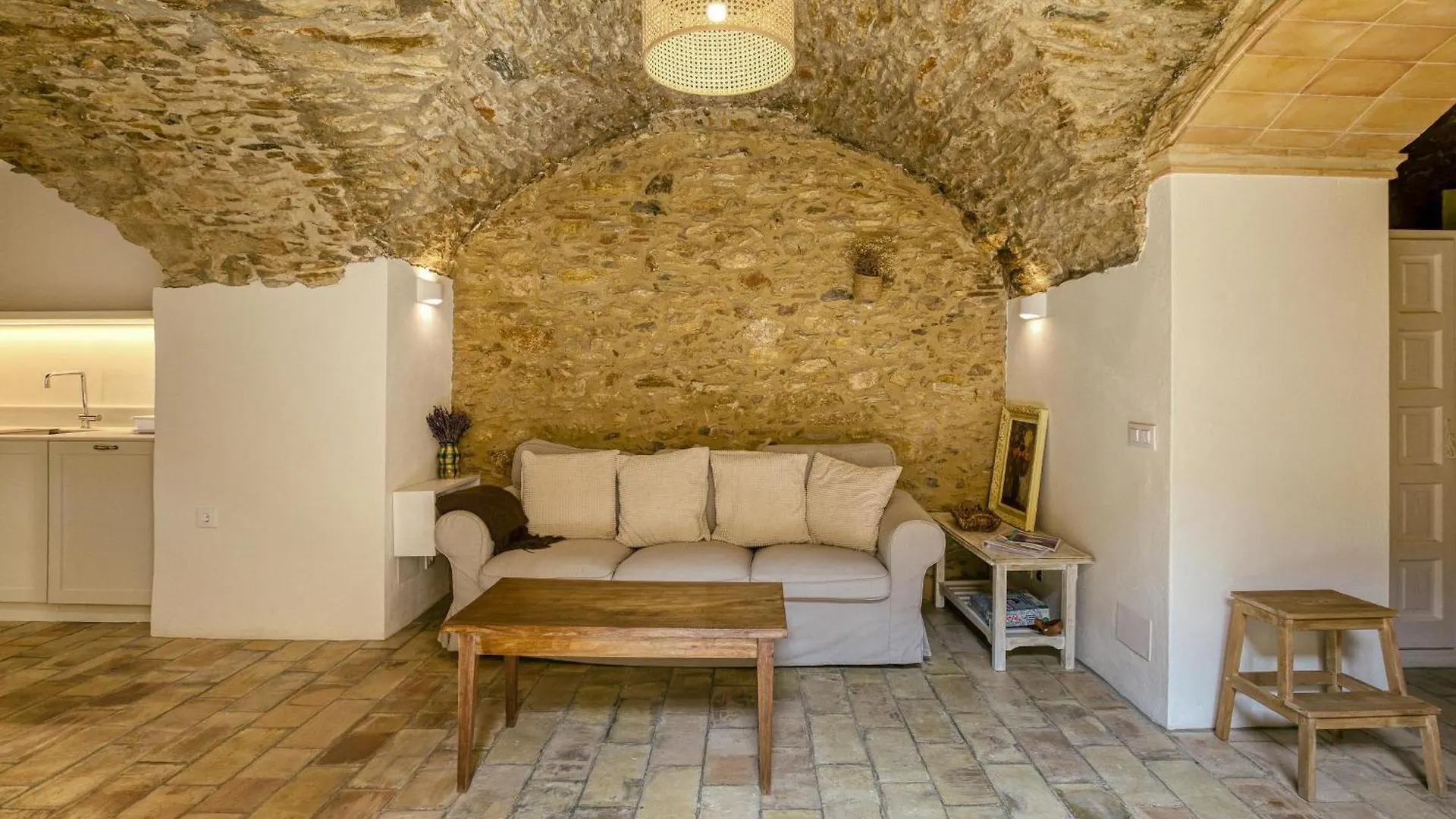 Apartamento En El Centro contacts