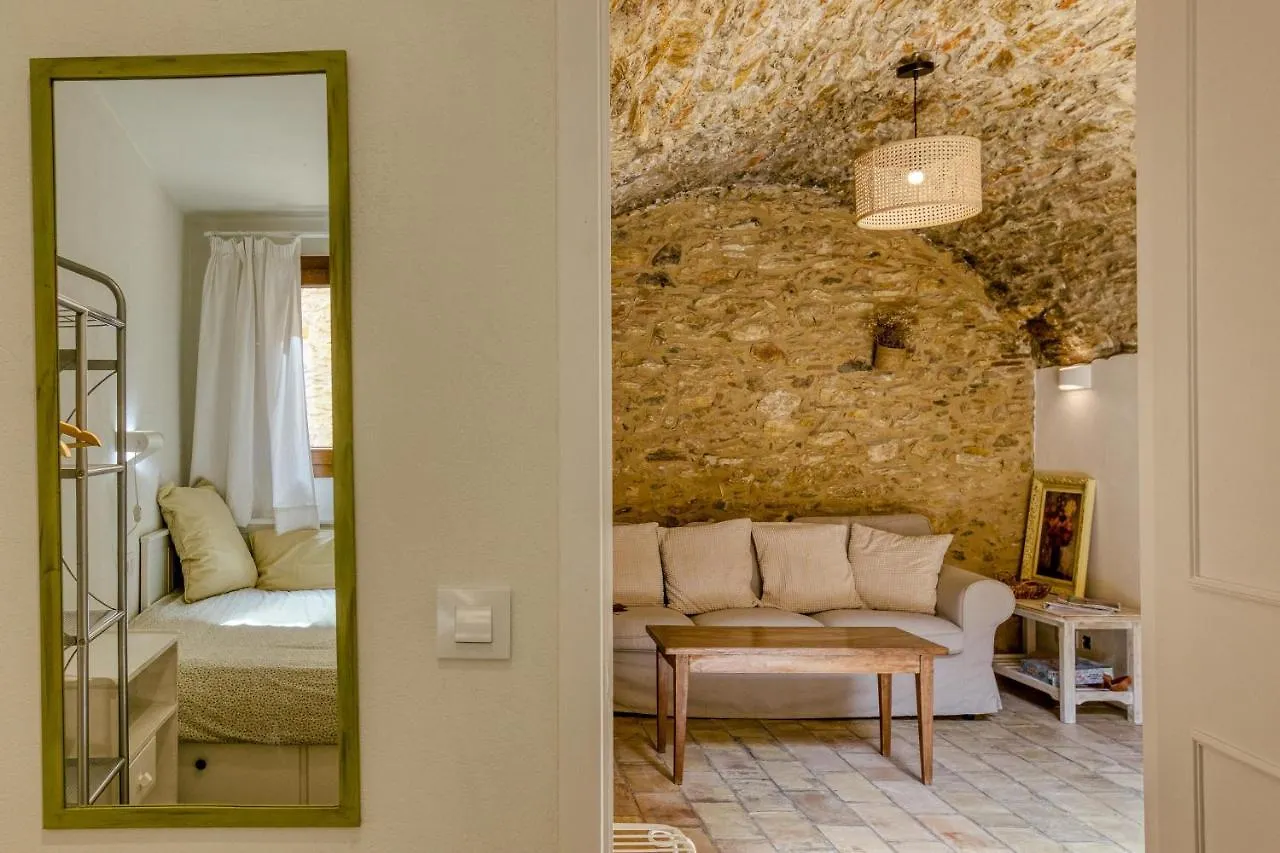Apartamento En El Centro Begur Spain